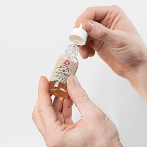 AavYos Dark Spot Serum for Sensitive Skin - Picture 5 of 8
